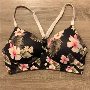 VS PINK Campus Bra (L)